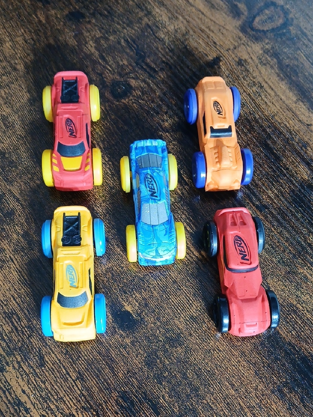 Hasbro 2017 5 Nerf Nitro Foam Cars Racers